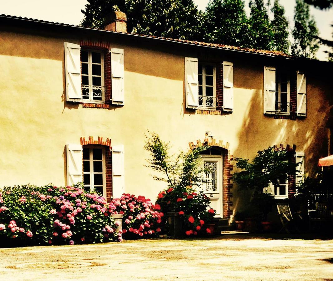 Relais De Chasse La Chaignaie Saint-Hilaire-de-Loulay Exteriör bild
